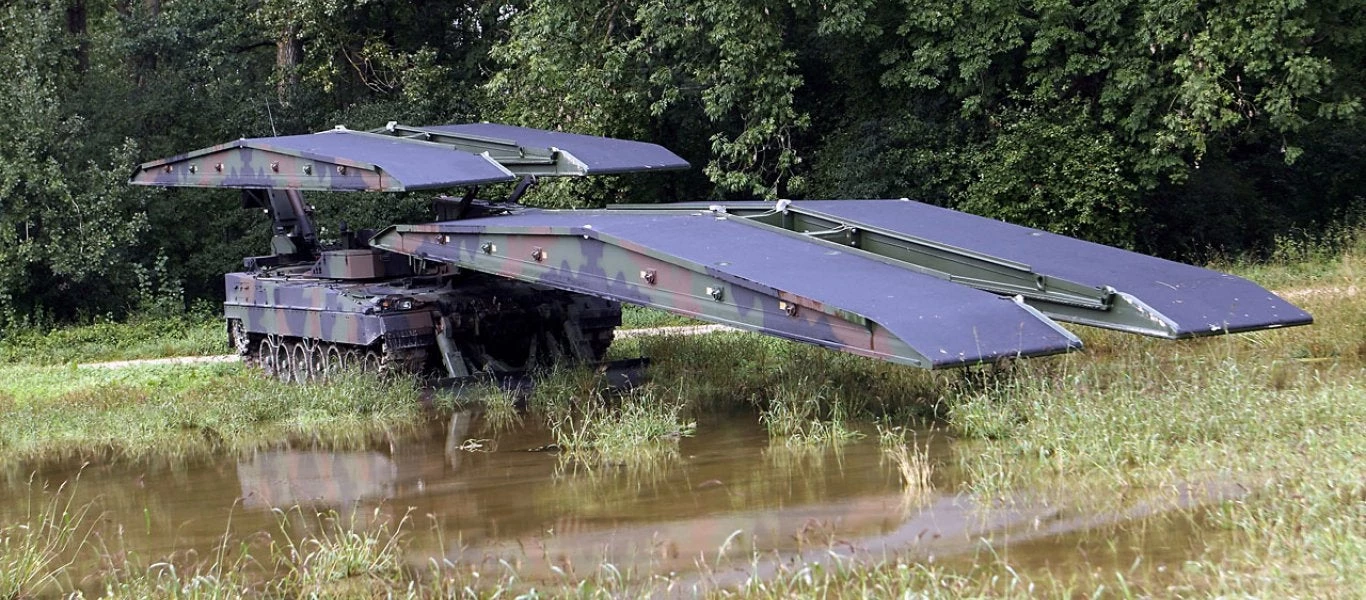 Γέφυρες εφόδου Leguan μεταφέρουν οι Τούρκοι από τον Έβρο στην Αφρίν! – Περνάνε τον Ευφράτη! (βίντεο)